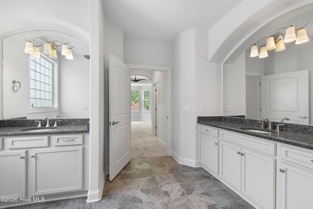 3826 Grand Willow Circle, Southport, NC 28461