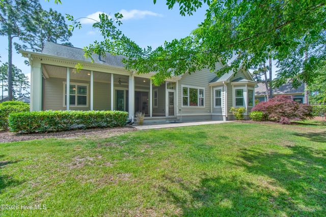 3826 Grand Willow Circle, Southport, NC 28461