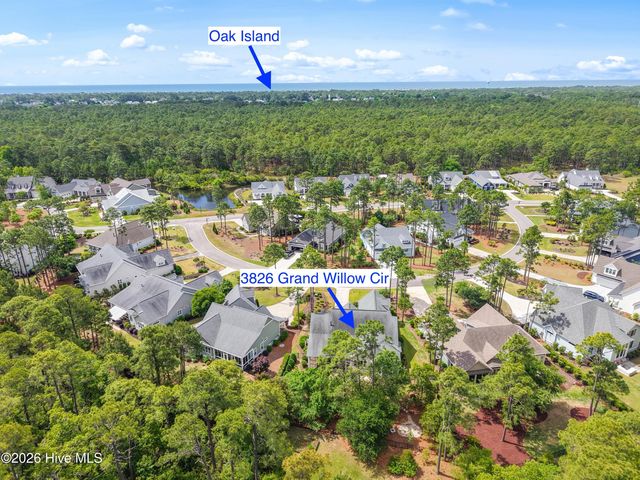 3826 Grand Willow Circle, Southport, NC 28461