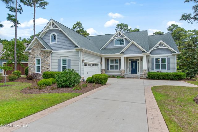 3826 Grand Willow Circle, Southport, NC 28461