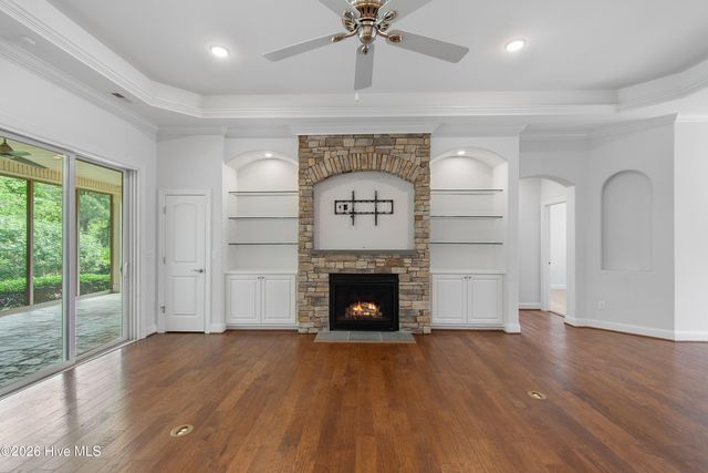 3826 Grand Willow Circle, Southport, NC 28461