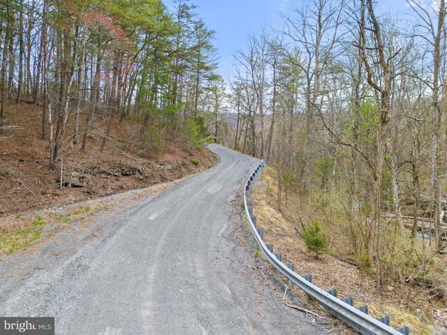 1605 PADDYS RUN ROAD, Star Tannery, VA 22654