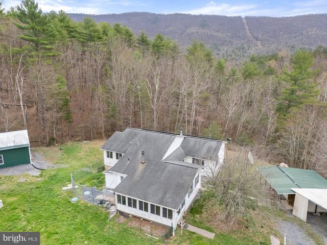 1605 PADDYS RUN ROAD, Star Tannery, VA 22654