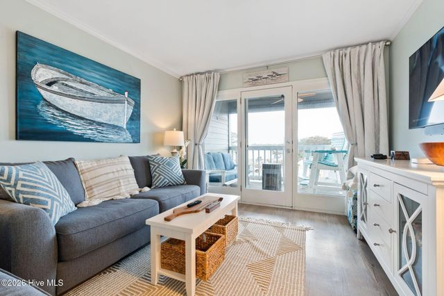 400 Virginia Avenue 204b, Carolina Beach, NC 28428