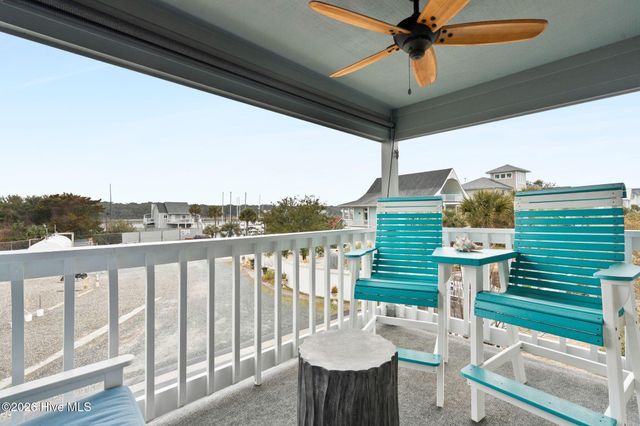 400 Virginia Avenue 204b, Carolina Beach, NC 28428