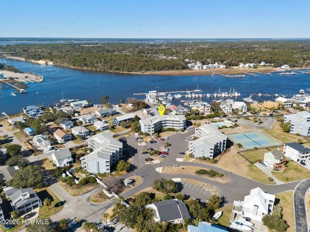 400 Virginia Avenue 204b, Carolina Beach, NC 28428