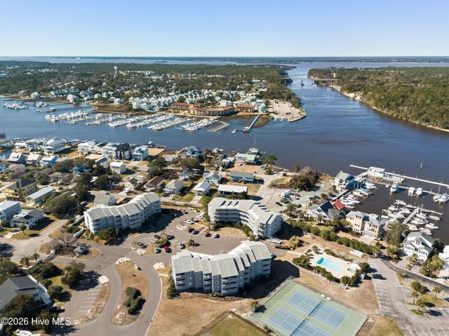 400 Virginia Avenue 204b, Carolina Beach, NC 28428