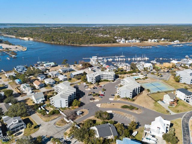 400 Virginia Avenue 204b, Carolina Beach, NC 28428