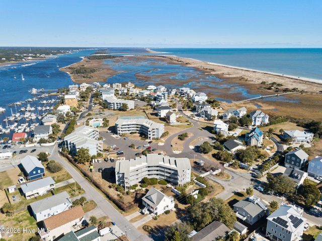 400 Virginia Avenue 204b, Carolina Beach, NC 28428