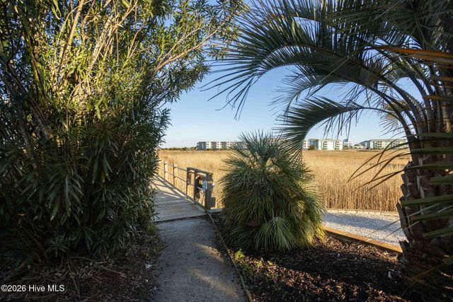 400 Virginia Avenue 204b, Carolina Beach, NC 28428