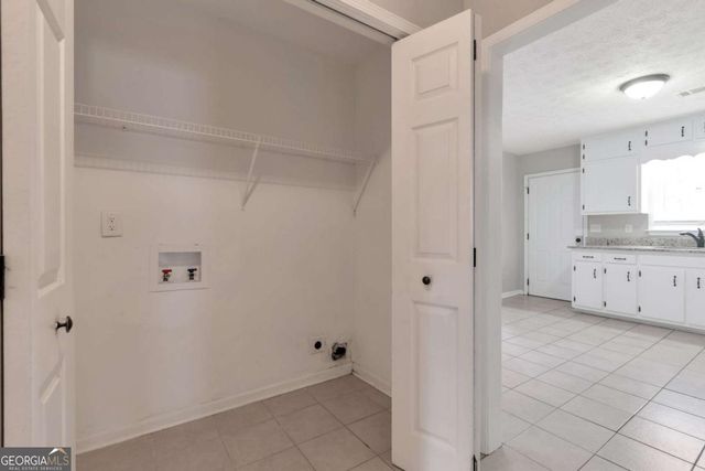 263 Devant Place SW, Lilburn, GA 30047