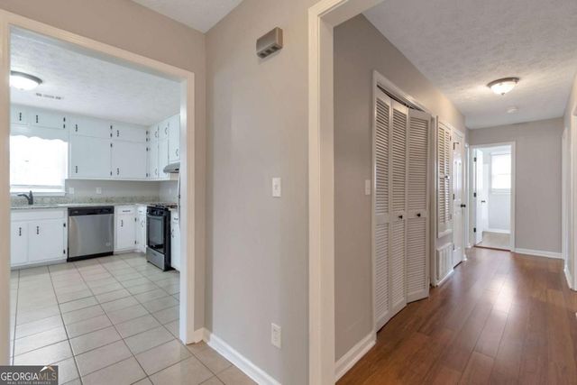 263 Devant Place SW, Lilburn, GA 30047