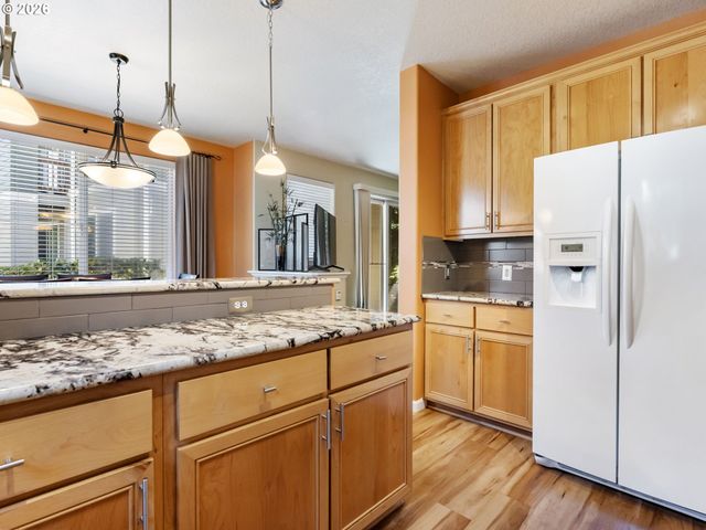 4520 Sw 11TH St, Gresham, OR 97080