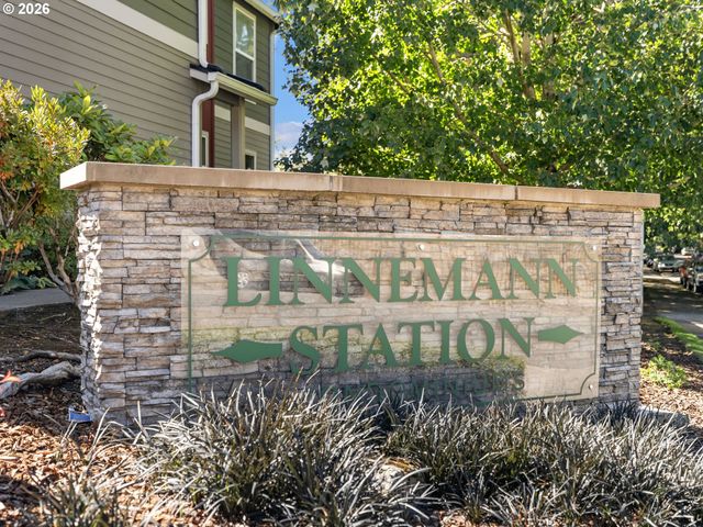 4520 Sw 11TH St, Gresham, OR 97080
