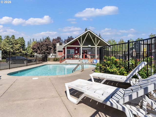 4520 Sw 11TH St, Gresham, OR 97080