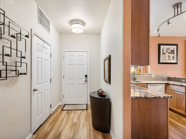 4520 Sw 11TH St, Gresham, OR 97080