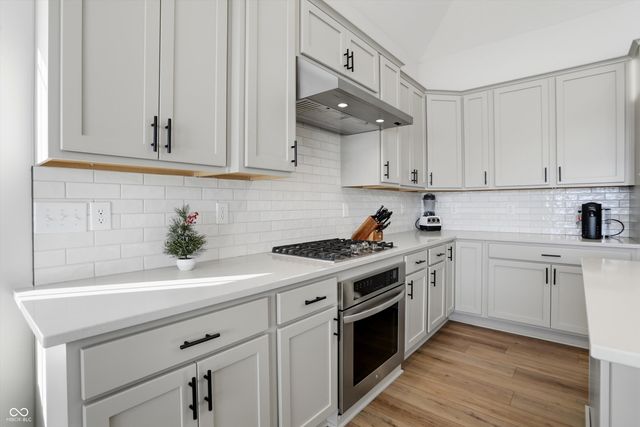 15606 Woodford Drive, Westfield, IN 46074