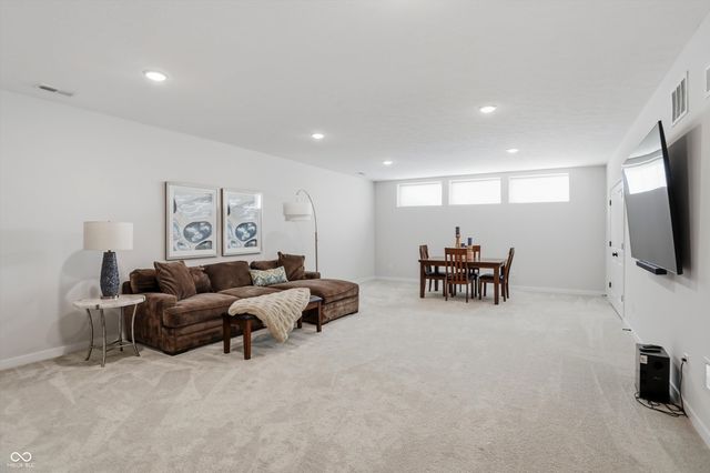 15606 Woodford Drive, Westfield, IN 46074