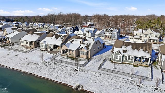 15606 Woodford Drive, Westfield, IN 46074