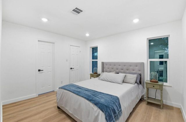 5207 Ridgeton Drive, Houston, TX 77053
