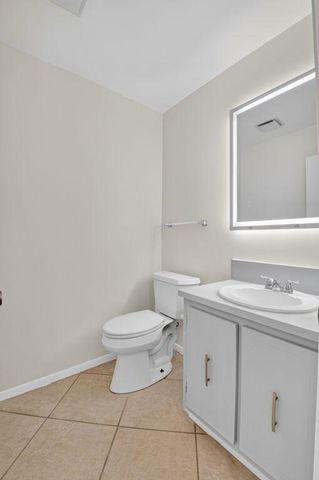 5073 LAKEFRONT Boulevard C, Delray Beach, FL 33484