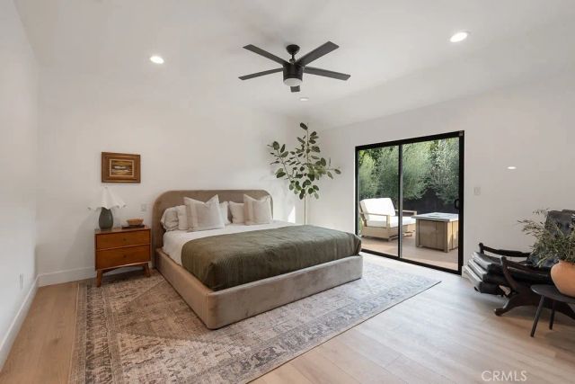 208 Susannah Place, Costa Mesa, CA 92627