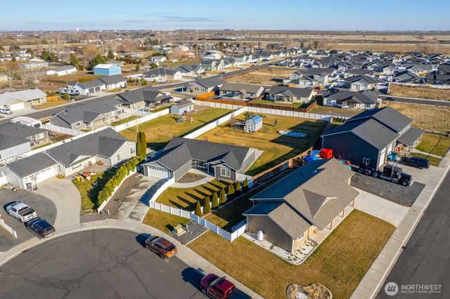 19 Royal Circle, Ephrata, WA 98823