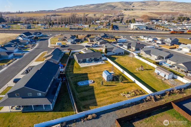 19 Royal Circle, Ephrata, WA 98823