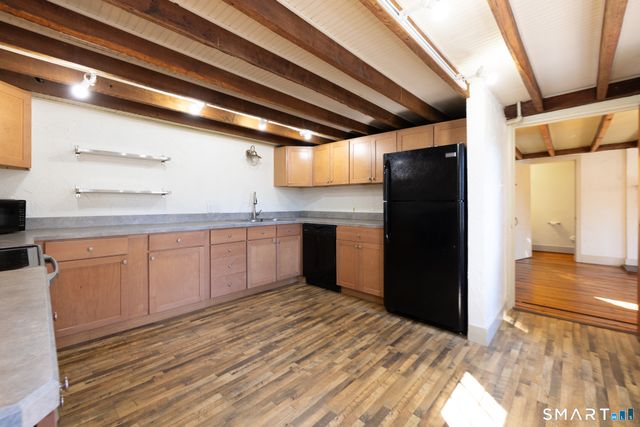 1187 Mount Carmel Avenue, North Haven, CT 06518