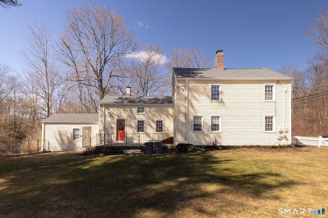 1187 Mount Carmel Avenue, North Haven, CT 06518