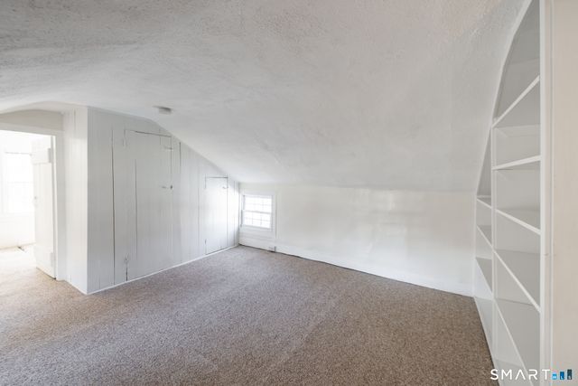 1187 Mount Carmel Avenue, North Haven, CT 06518