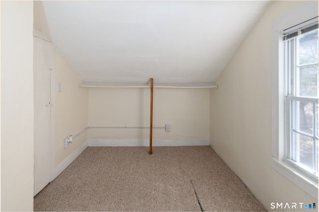 1187 Mount Carmel Avenue, North Haven, CT 06518