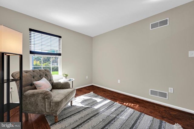 18-1 CRANBERRY RDG RDG, Reading, PA 19606