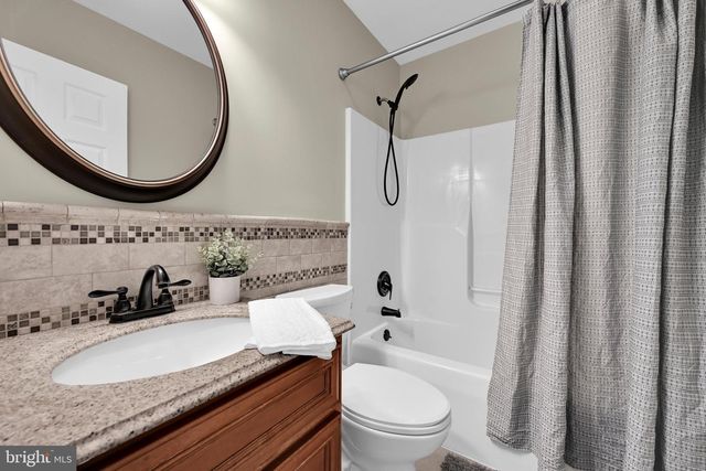 18-1 CRANBERRY RDG RDG, Reading, PA 19606