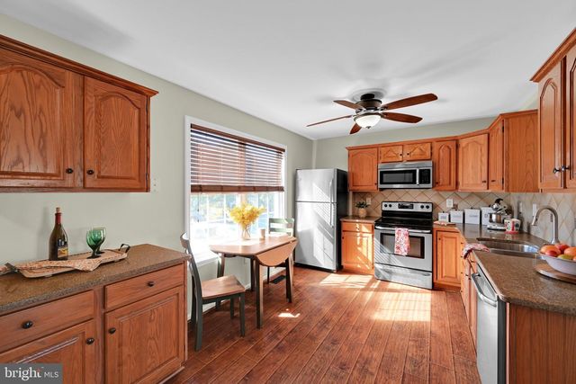 18-1 CRANBERRY RDG RDG, Reading, PA 19606