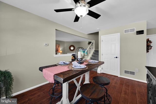 18-1 CRANBERRY RDG RDG, Reading, PA 19606
