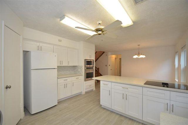 2822 River Birch Drive, Sugar Land, TX 77479