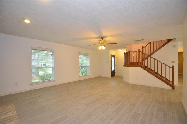 2822 River Birch Drive, Sugar Land, TX 77479