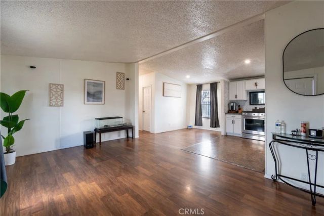 18411 Valley 64, Bloomington, CA 92316