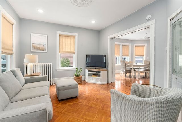 516 Pleasant St, Winthrop, MA 02152