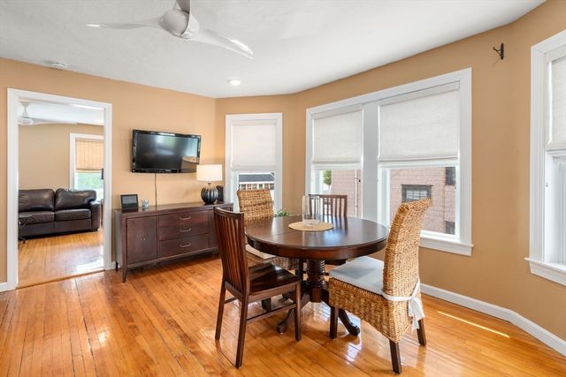 516 Pleasant St, Winthrop, MA 02152