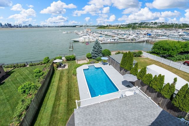 516 Pleasant St, Winthrop, MA 02152
