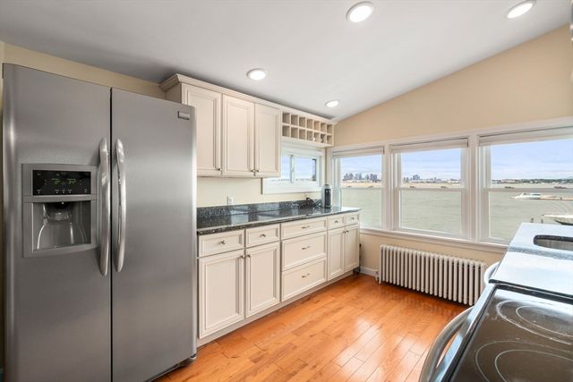 516 Pleasant St, Winthrop, MA 02152