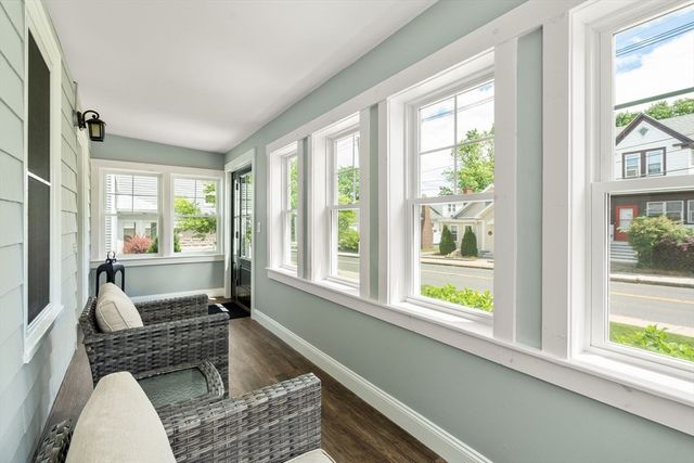 516 Pleasant St, Winthrop, MA 02152