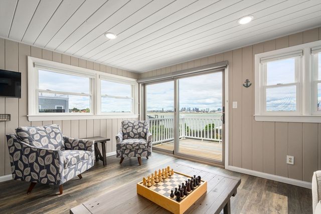 516 Pleasant St, Winthrop, MA 02152