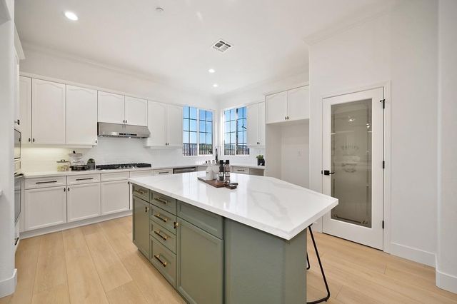 3769 Park Dr, El Dorado Hills, CA 95762