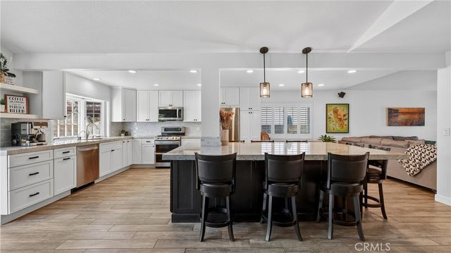 20972 Calle Celeste, Lake Forest, CA 92630