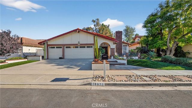 20972 Calle Celeste, Lake Forest, CA 92630