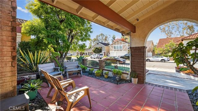 20972 Calle Celeste, Lake Forest, CA 92630