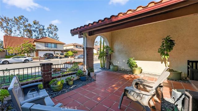20972 Calle Celeste, Lake Forest, CA 92630